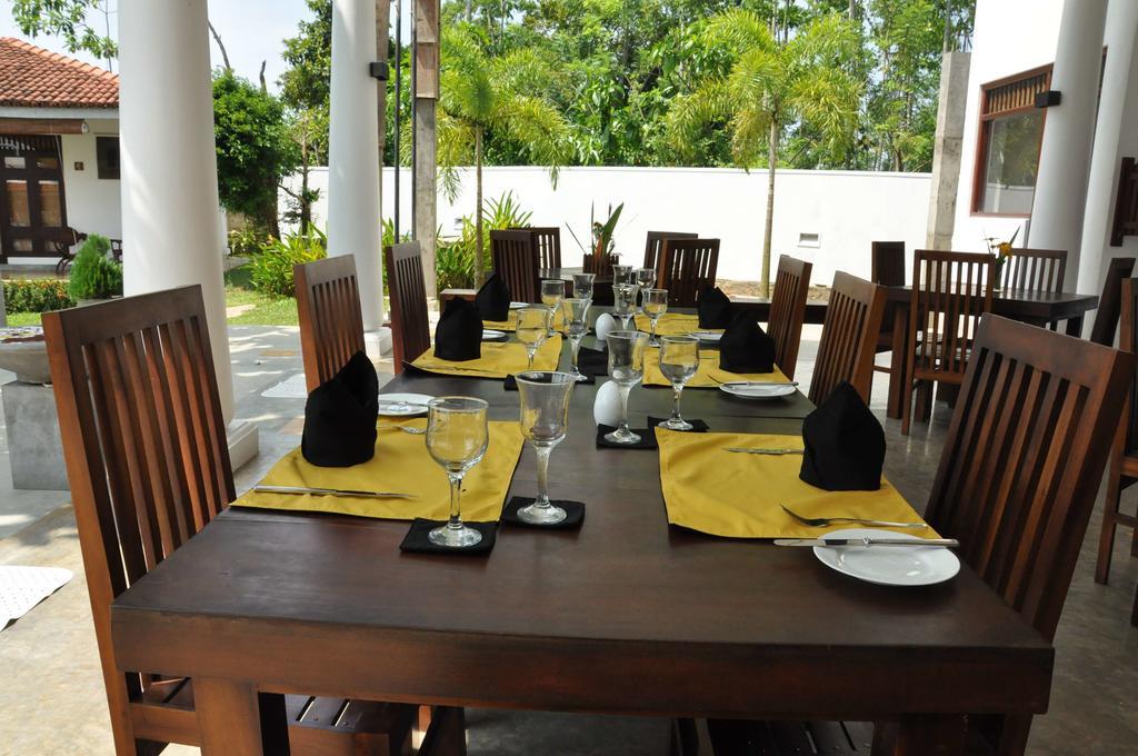 Fort Edge Retreat Unawatuna Bagian luar foto