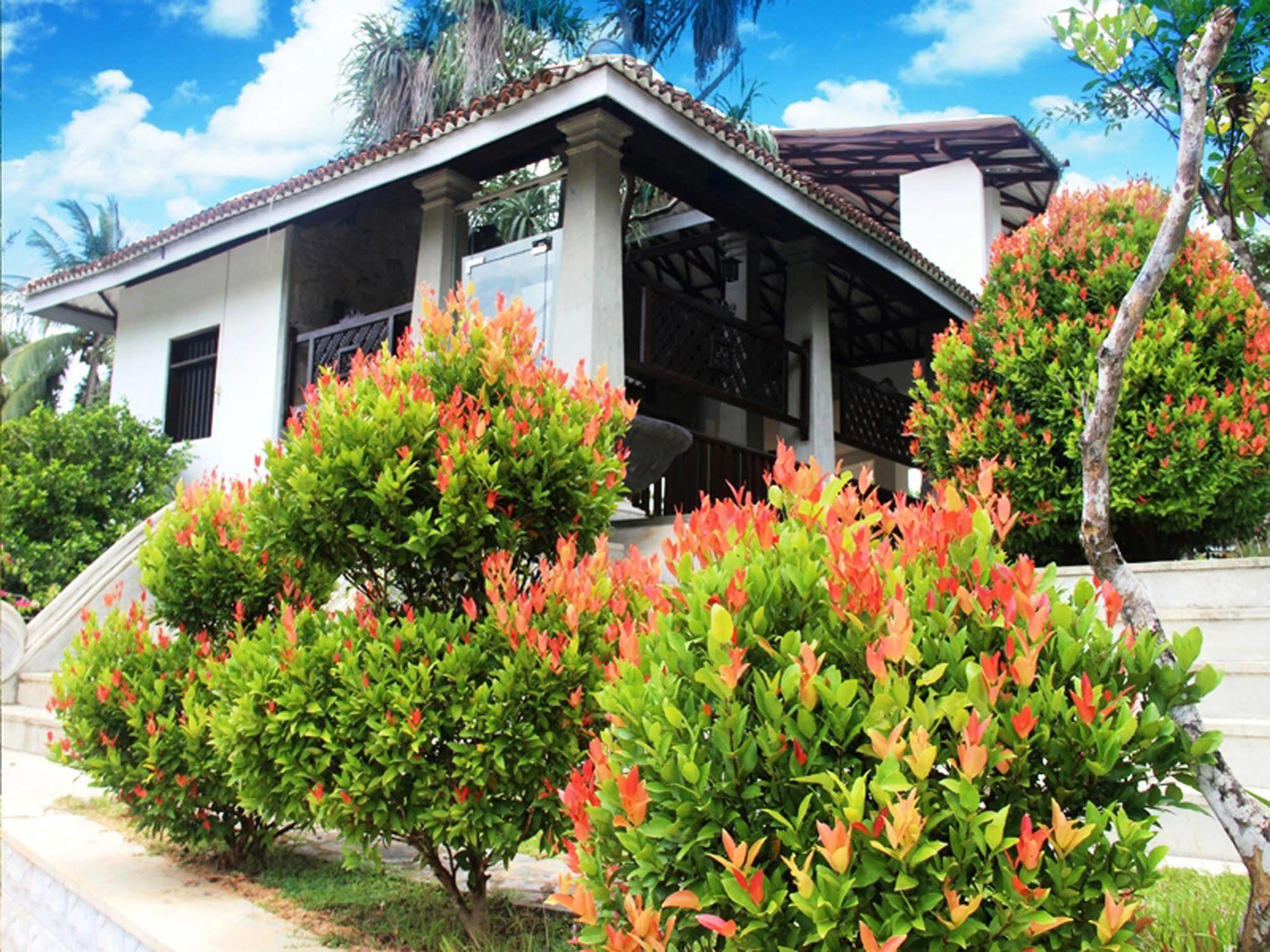 Fort Edge Retreat Unawatuna Bagian luar foto