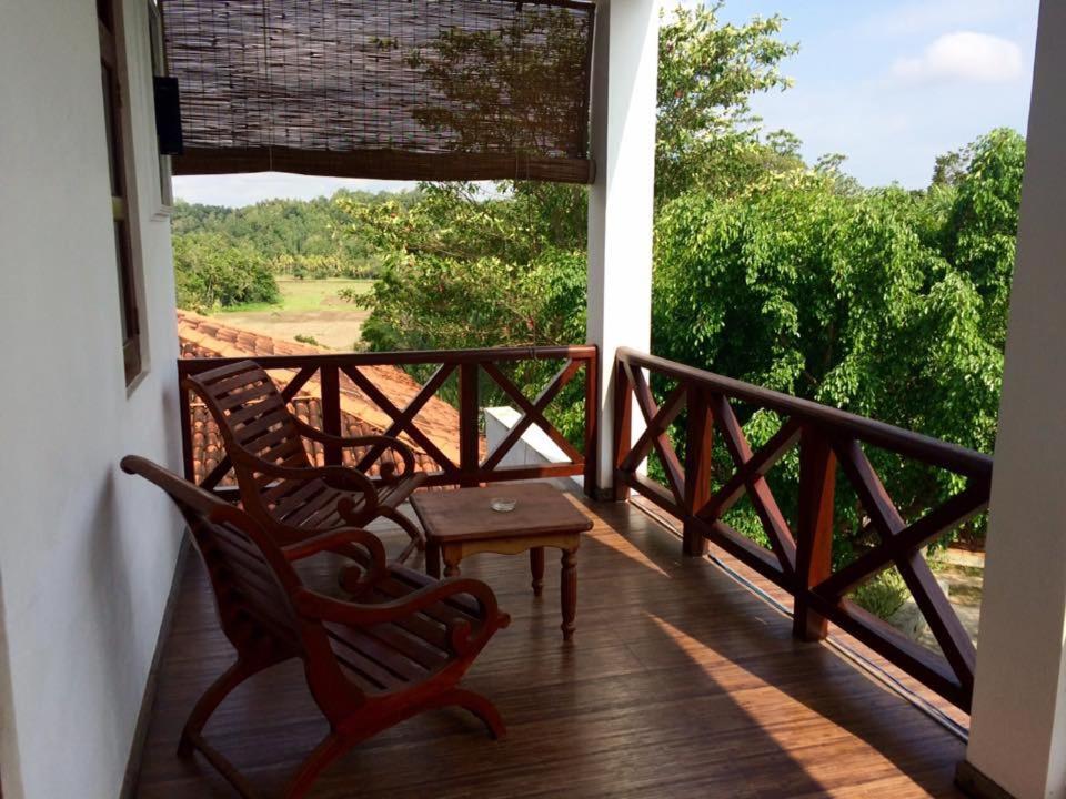 Fort Edge Retreat Unawatuna Bagian luar foto